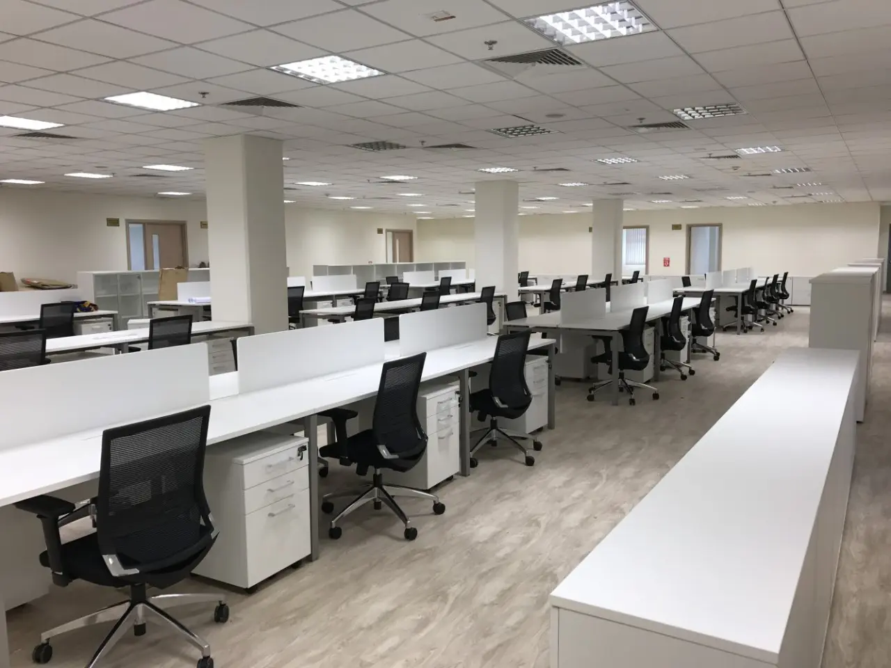 Thi công nội thất văn phòng