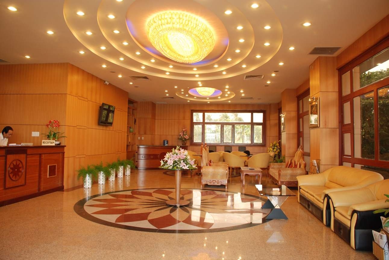 mẫu thiết kế nội thất khách sạn cho sảnh lớn